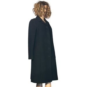 Burberry Check-lined Technical Wool Duffle
Peak Coat In Black